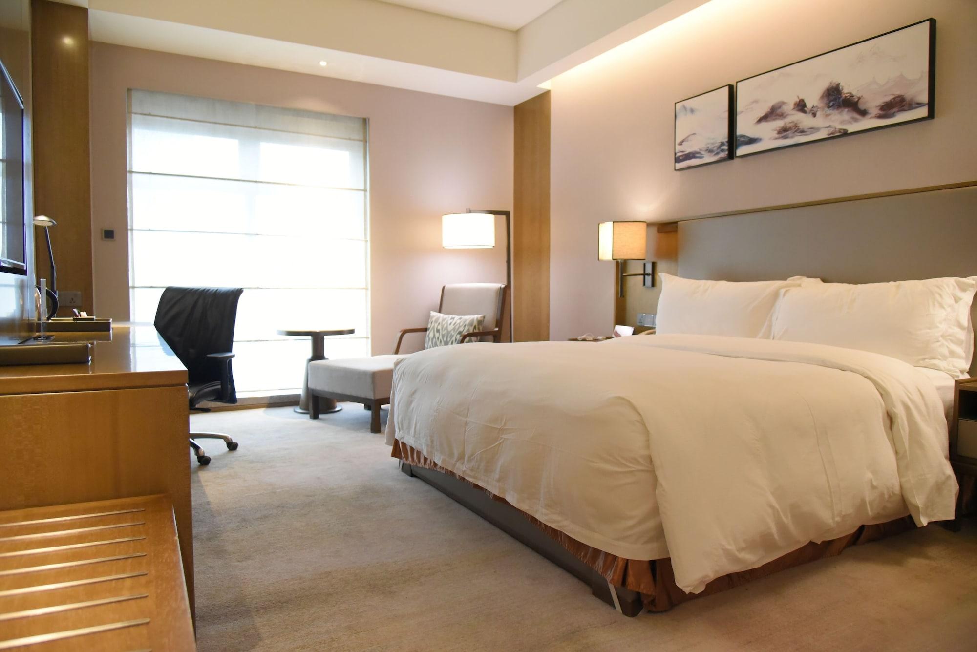 Doubletree By Hilton Hotel Shiyan Shiyan  Exterior photo