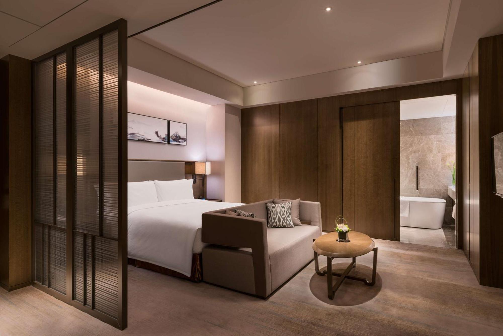 Doubletree By Hilton Hotel Shiyan Shiyan  Exterior photo